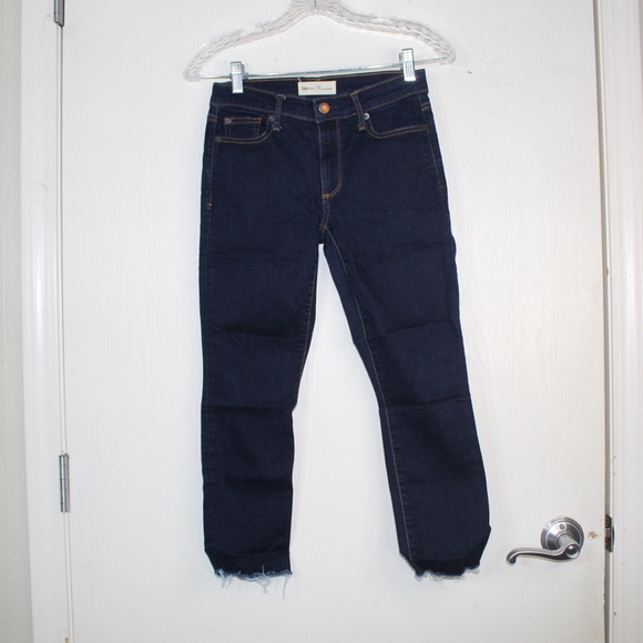 Gap Dark Wash True Skinny Jeans — Size 25P - Picture 2 of 8
